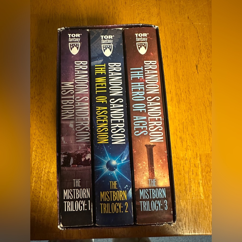 Brandon Sanderson Mistborn Trilogy Box Set